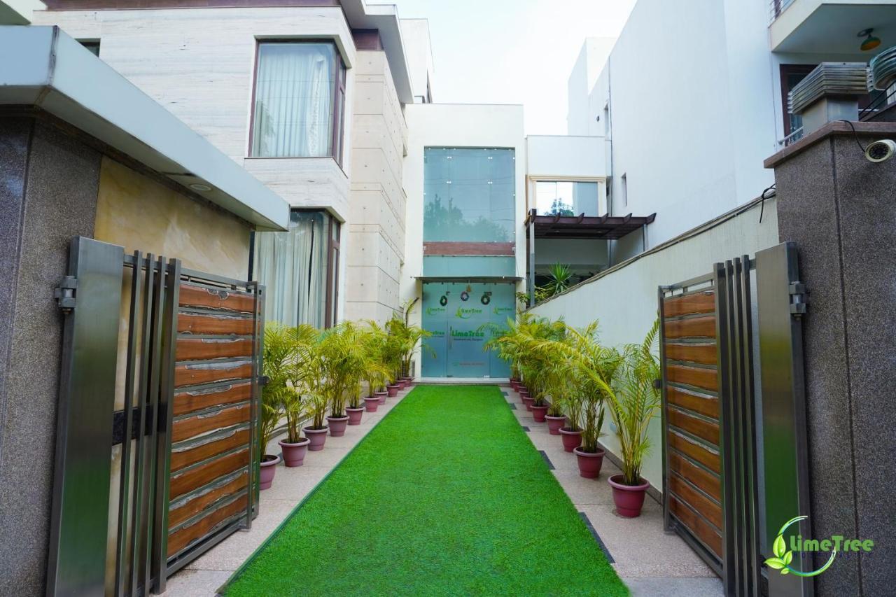 Lime Tree Hotel Sushant Lok Gurgaon Sector 29 Next To Iffco Chowk Metro Dış mekan fotoğraf